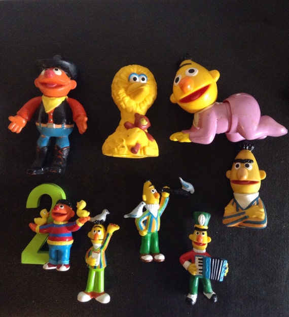 Vintage SESAME STREET Bert Ernie Big Bird Figurines