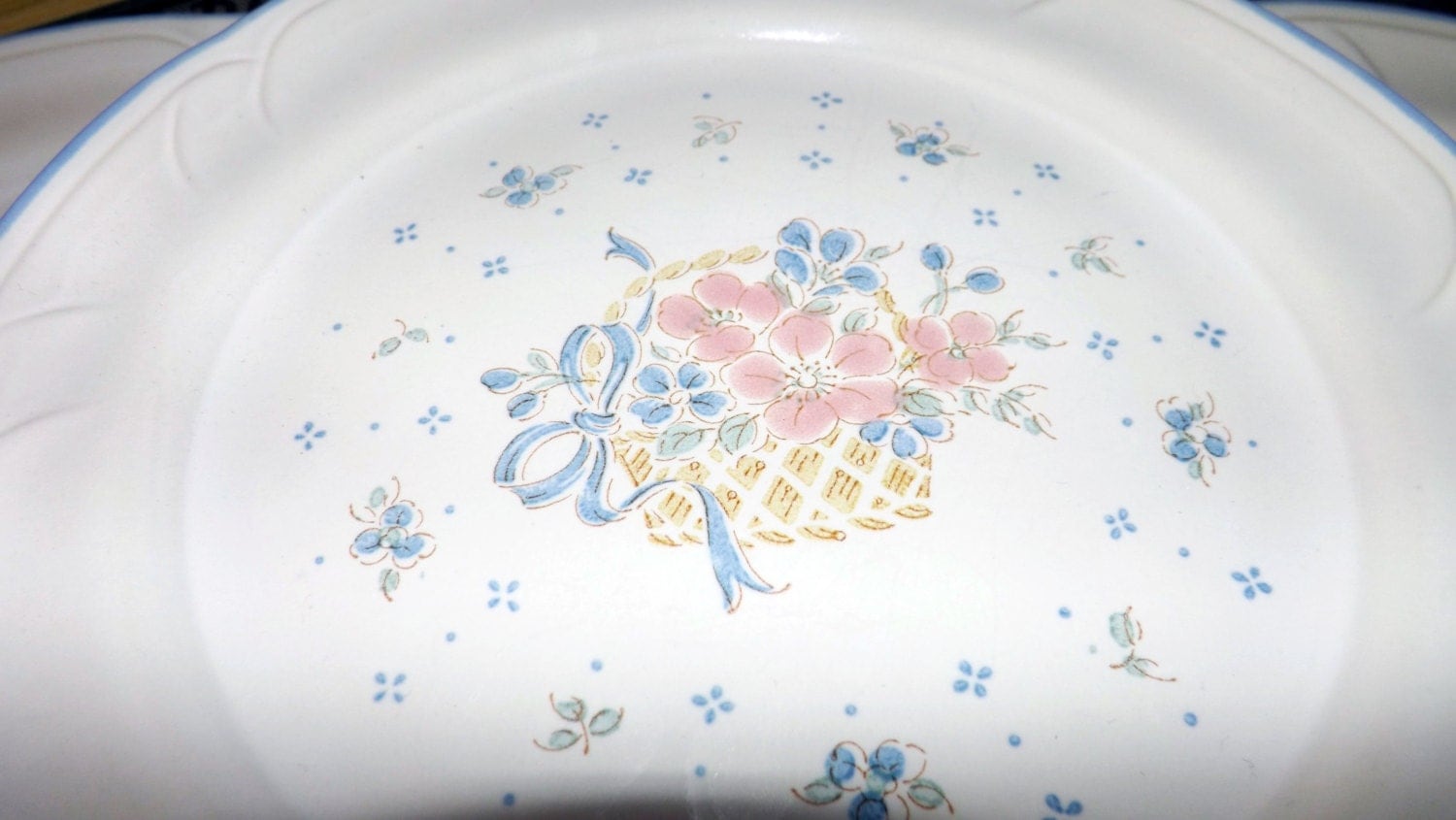 Vintage (c.1970s) Johann Haviland JOH67 Country Basket Collection large