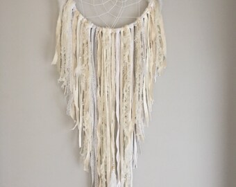 Dream catcher Fluffy white medium