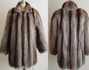 SPORTY ZIPPERED SILVER Tipped Raccoon 3/4 Size 10-12