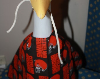 Large Brown Goose Outift w/hat - Ohio