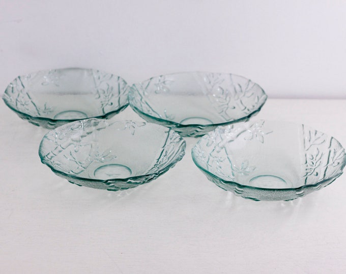Green glass plates, Set of 4 soft green salad plates, pressed glass with bamboo pattern, dinner party side plates, breakfast plates