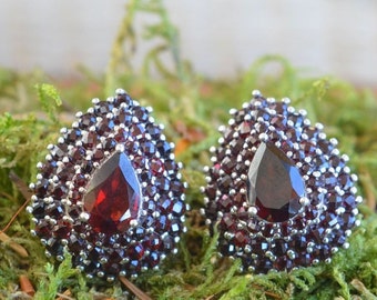 Garnet Earrings. Garnet Pyrope Gemstone and Sterling silver 925. Silver Earrings with Natural Garnets