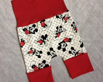 Short rolling Mickey mouse red stripe