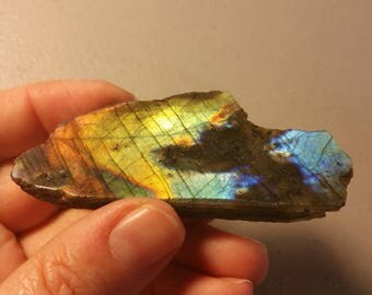 Labradorite specimen rock 23.5g one side polished natural rough - beautiful rainbow piece