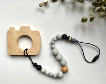 TRIO // Toy Chain