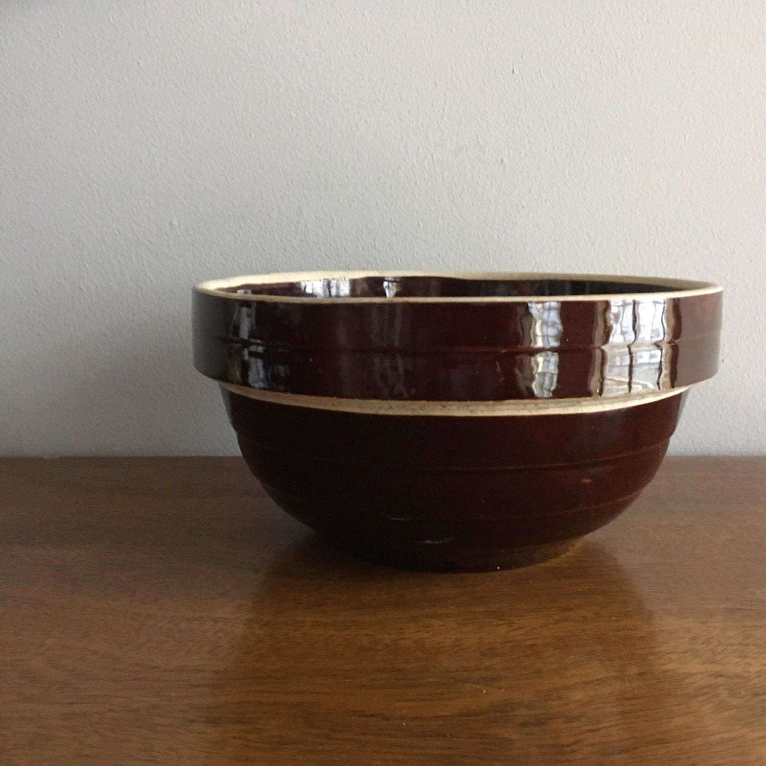 vintage pottery 9 inch mixing bowl usa