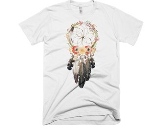 Dreamcatcher with flowers and feathers crew neck shirt shirt. Cowgirl/Rodeo/Hippie/T-shirt/western/boots/hats/texas/
