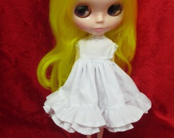 Outfit Clothing costume Handcrafted white dress for Blythe doll 98-7