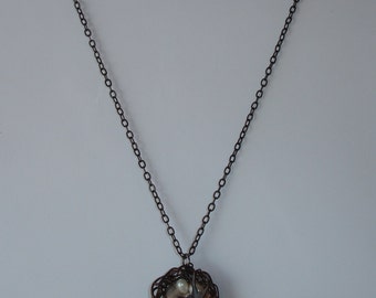 Necklace-Collier pendentif nid d'oiseaux et perles d'eau douce