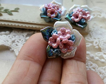 22 mm (Two Holes ) and Flat Back Glazed flower Porcelain Roses (t.h)