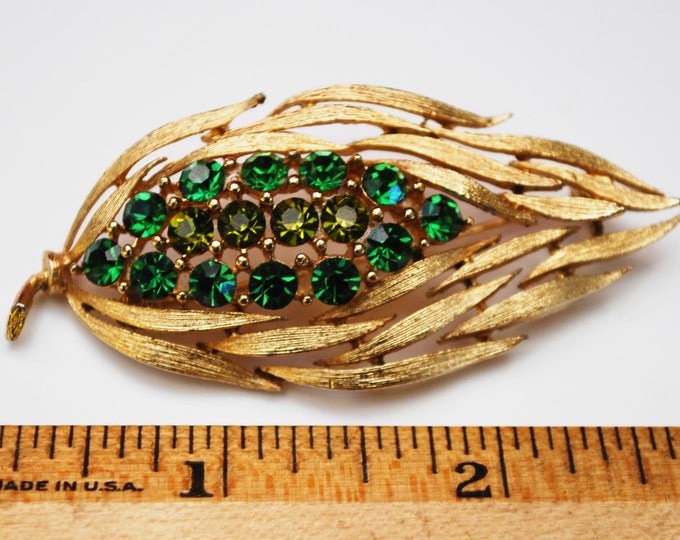 green Rhinestone Brooch - Signed Lisner - gold tone Flower leaf - Mid Century pin