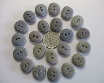 BEACH SEA STONE 14mm Buttons 22 Double Drilled Dark Grey Khaki Natural Stones Real Surf Tumbled Sewing Knitting Rock Pebble Button Peb 1318
