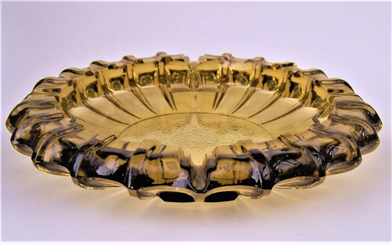 Vintage Circa 1940s Fostoria Glass Big Cigar Ashtray Amber