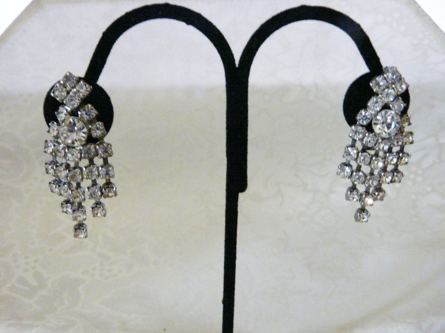Vintage Clear Rhinestones Dangle Silvertone Clip Earrings
