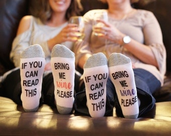 if you can read this sock / birthday for her / bring me wine socks / birthday gift / wine sock / wine socks / beer sock / stocking stuffer