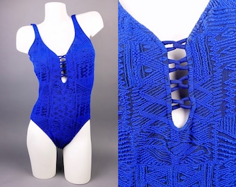 90s One Piece High Cut Swimsuit Plus Size, One Piece Low Back Swimsuit, 90s Keyhole Swimsuit, Textured Bathing Suit, Backless Swimwear