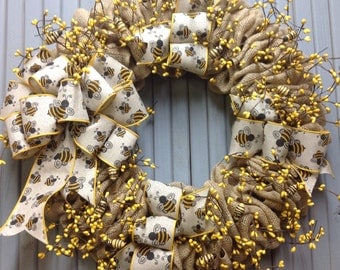 Burlap wreath/bumble bee wreath/beekeeper/spring wreath/burlap and berries/spring decor/Bee wreath/honey/garden wreath/bee decor/farmhouse