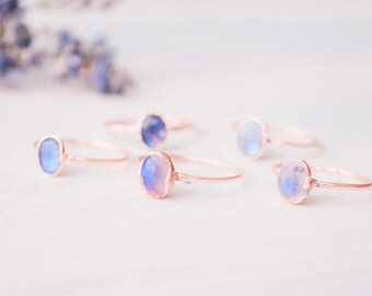 Moonstone ring - Rainbow Moonstone ring - Moonstone cabochon ring - Gemstone ring - Birthstone ring - Organic stone ring - Boho ring