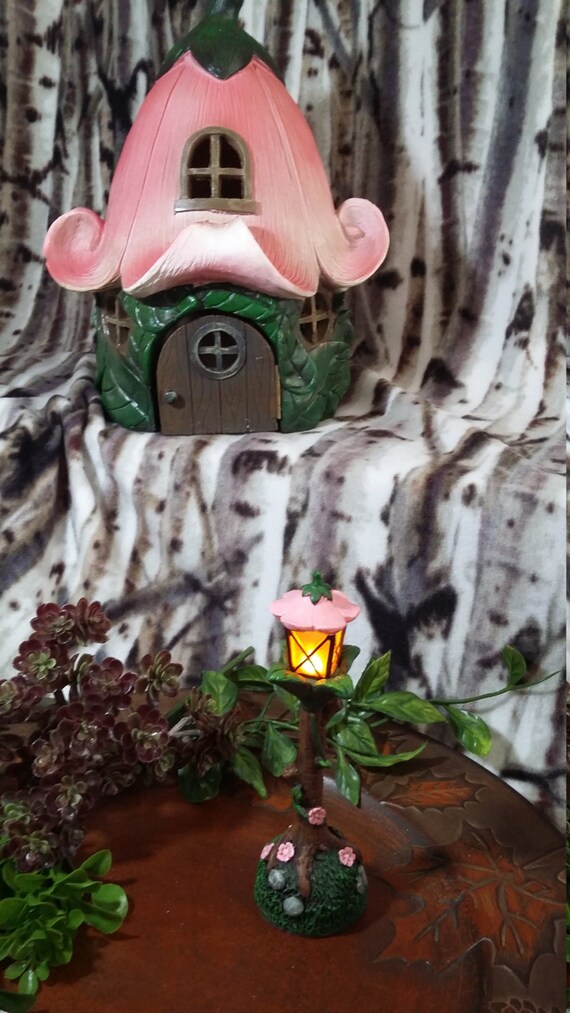 Fairy Garden Miniature Lamp Post Lights Up for your Fairy
