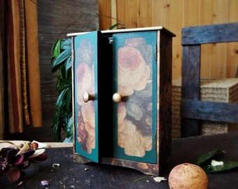 Vintage Wood Mini Wardrobe Cupboard Keepsake Storage Cabinet Floral Flowers Design Green Gold Tones Trinket Boxes Bijoux Bohemian Boho