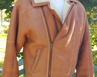 Mens VINTAGE SHEARLING Bomber JACKET Shearling Coat Leather Size Small- Great Vintage Wear Spots-Shows Used But In Great Condtion Size Small