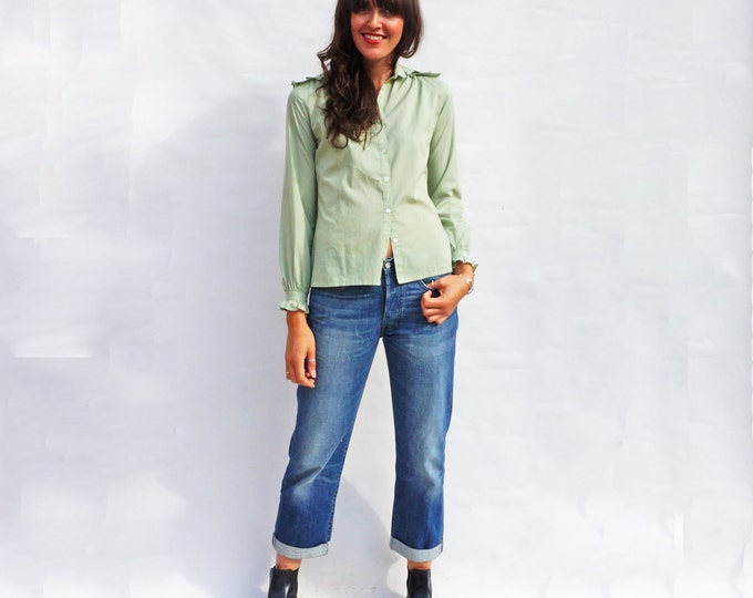 Cotton Blouse, Ruffle Blouse, Vintage 1970s Long Sleeve Green Frill Shirt, Casual Blouse, Frill Shirt, Casual Shirts, Frilly Blouse, Boho