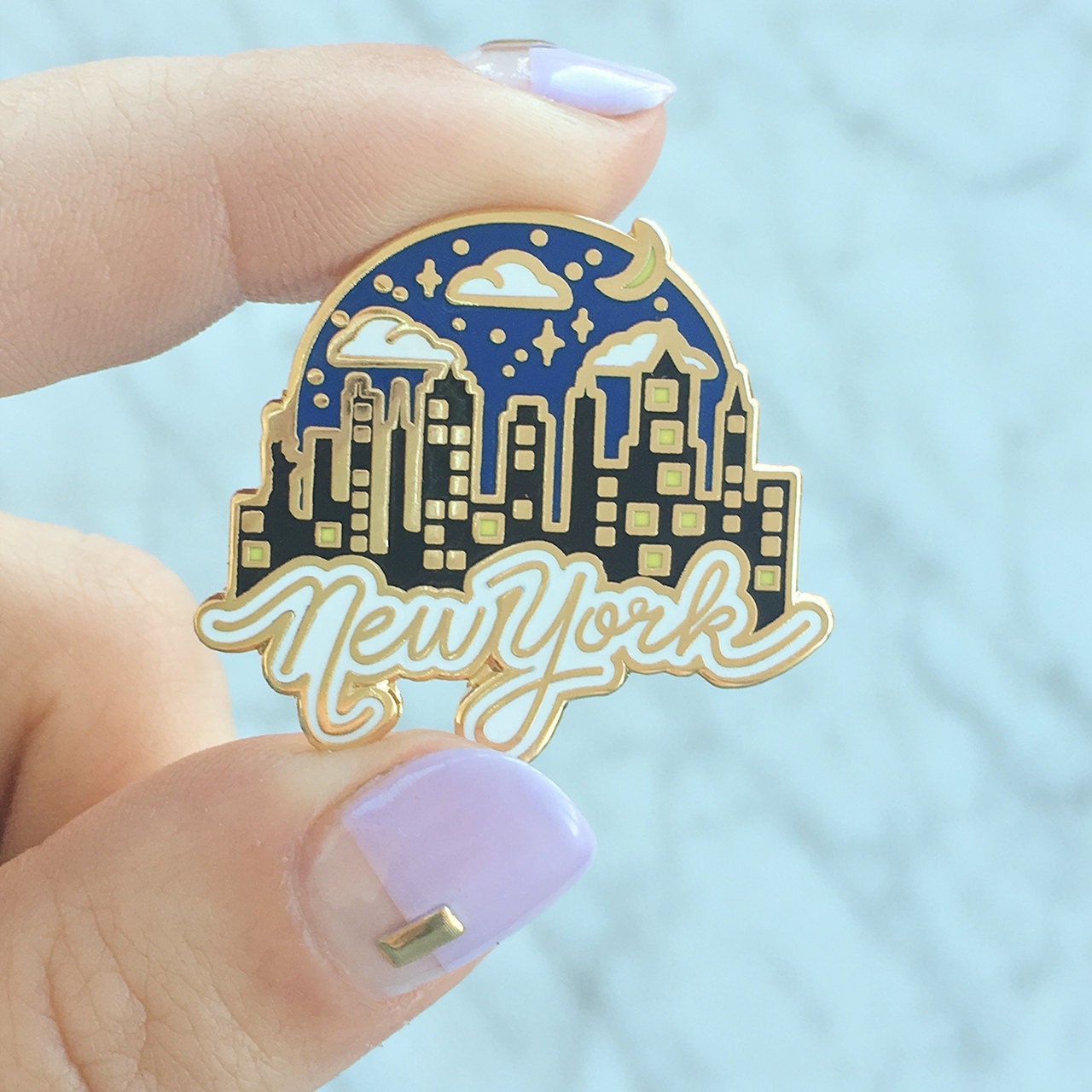 New York at Night Pin Flair Lapel Pin Gold Hard Enamel