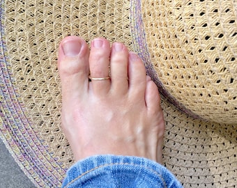Solid 14K gold toe ring, 14k gold toe ring, toe rings, rings for toes, summer jewelry, gold jewelry,gold