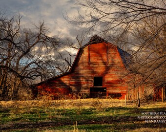 Barn Photography, Oklahoma Barn, Red Barn, Photography Print, Autumn Barn, Living Room Decor, Home Decoration, Barn Art, Farm Pictures