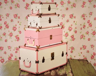 Vintage 4 Piece Stacking Metal Trunk Set Childs Pink And White Doll Case Travel Luggage Suitcase Storage Toy Box Shabby Chic Home Decor B247