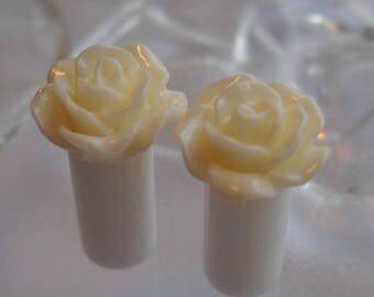 2g Plug, 2g Rose Plug, 2g White Rose Plug