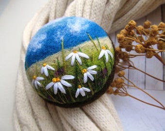 Women jewellery Christmas wife gift Needle felted brooch Felt brooch pin for scarf Sunflower jewelry gift idea Felt dress brooch Embroidery