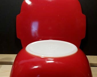 Vintage Pyrex Hostess Bowl with Lid