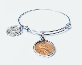 70th Birthday Gift 1947 US Penny Bezel Bracelet Mom Expandable Bangle initial charm 50th Coin Jewelry
