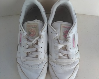 White Pink Reebok Classic Trainers - UK 5 *Please see SHOP ANNOUNCEMENT*
