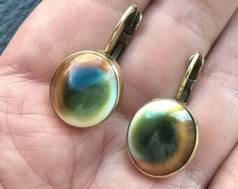Antique 1920's Art Deco Gold Color Metal Operculum Shell Evil Eye Cats Eye Good Luck Dangle Earring