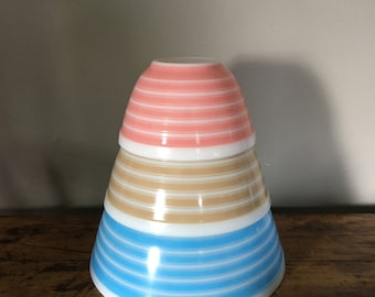 1965 Rainbow Pyrex Mixing bowls/vintage Pyrex/vintage Pyrex Mixing bowls/Pyrex striped Mixing bowls/Pyrex rainbow bowls/Pyrex bowls