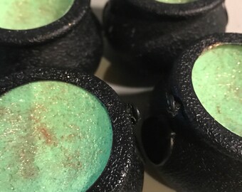 Cauldron Bath Bomb | Witches Brew | Halloween Bath Bomb | Witch Bath Bomb | Fun Bath Bomb