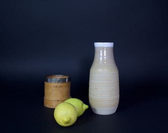 Pitcher / Vase white-beige (ceramic)
