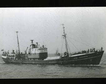 Grimsby Trawler GY10 Coldstreamer - c1970