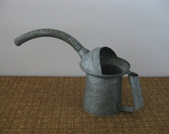 Lawson 1 qt. Galvanized Oil Can w/ Flexible Pour Spout Oil & Gas Memorabilia