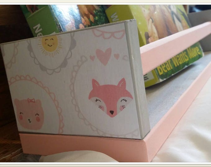 Customized cozy animals bookcase