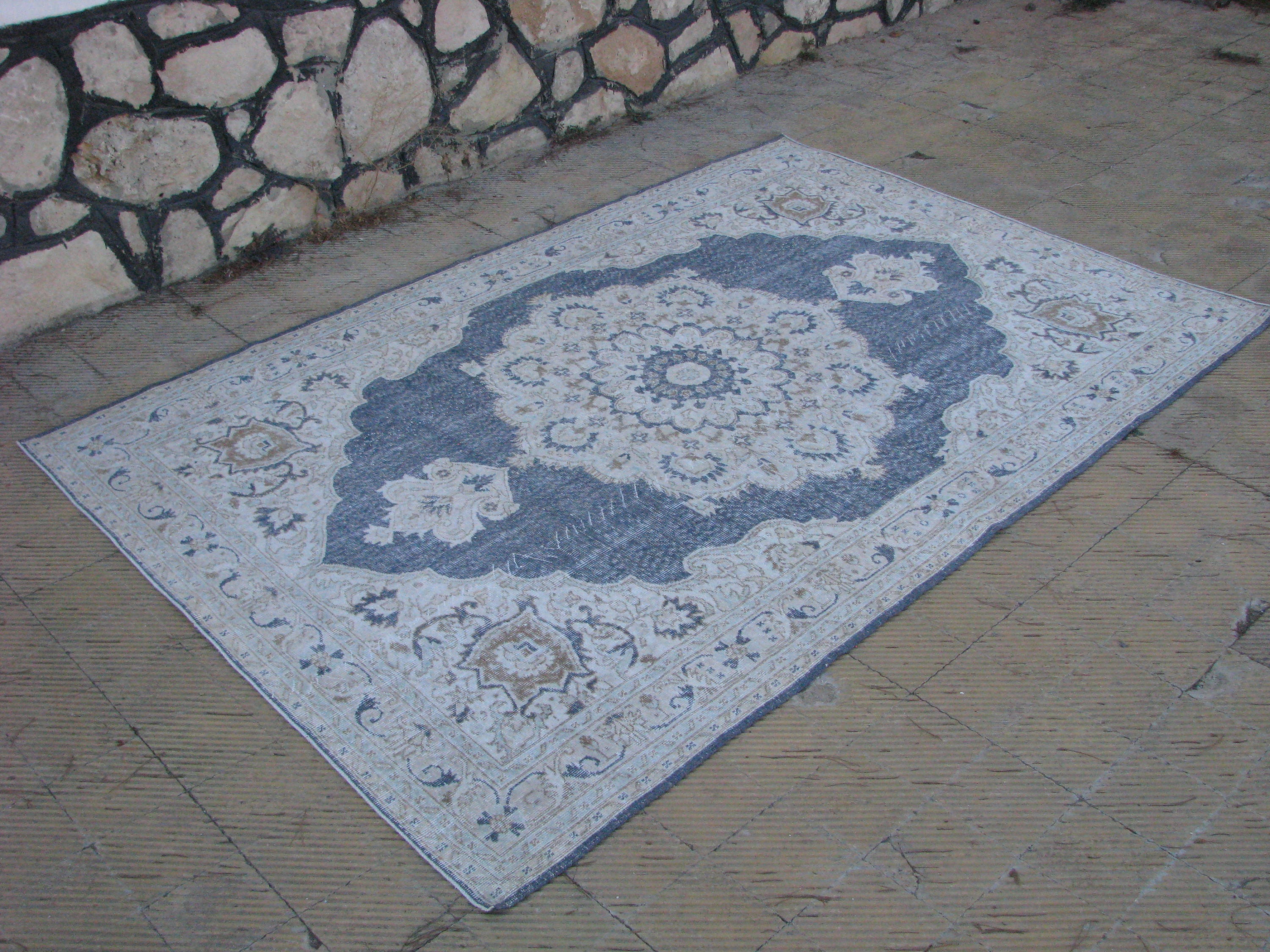 Oushak Pale Area Rug Vintage Faded Blue 6 8 X 10 1 Feet Oushak Pale Area Rug Vintage Faded Blue 6 8 X 10