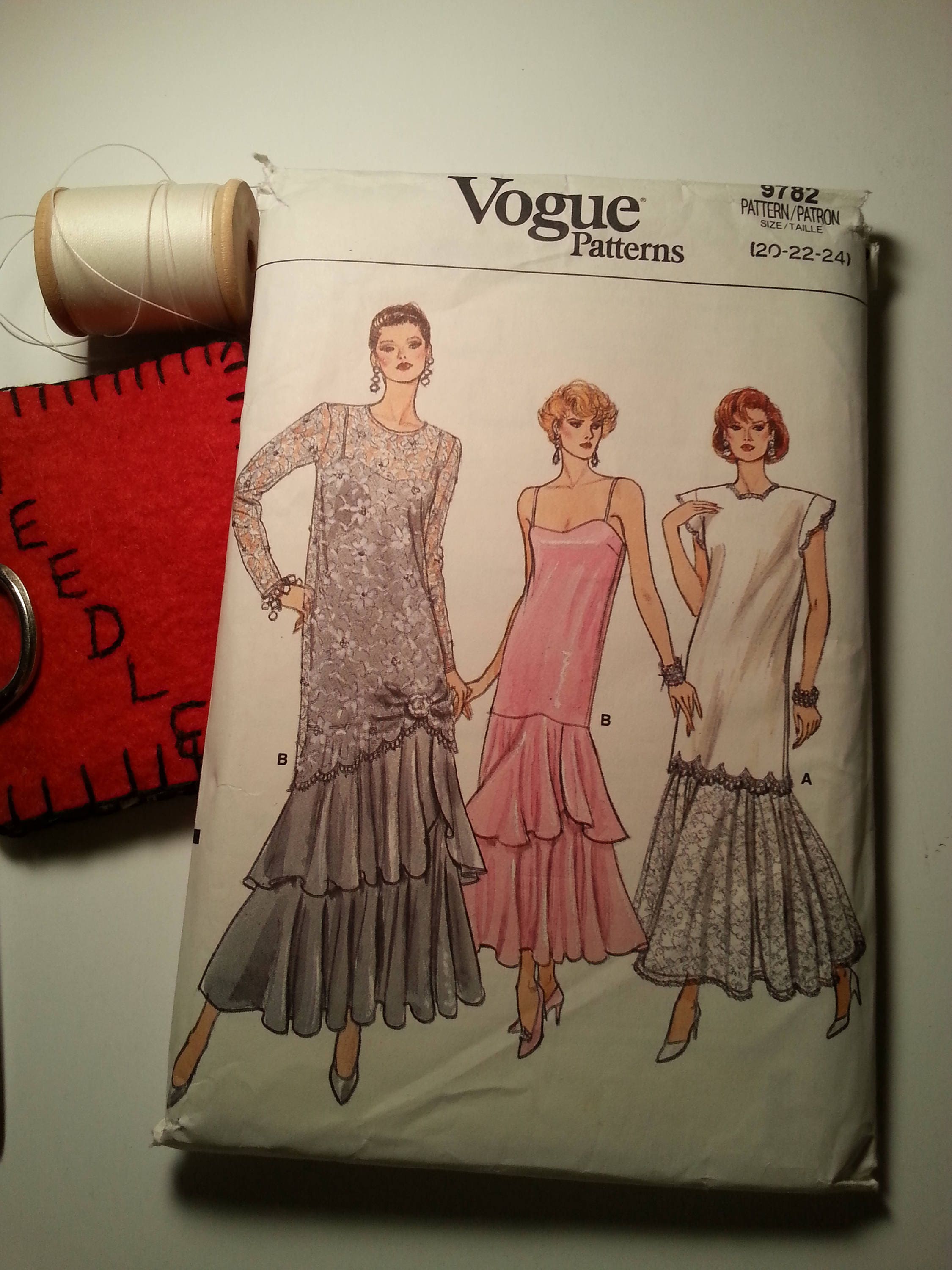 Ladies Tunic Dress Vintage Vogue Pattern Voluptuous Woman Sizes 20 22 24 Wedding Mother Of The