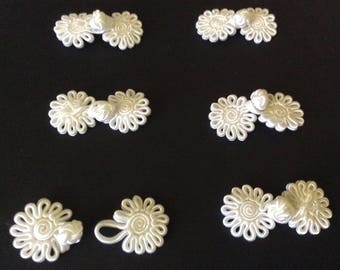 6 Vintage White Rayon Frog Closures