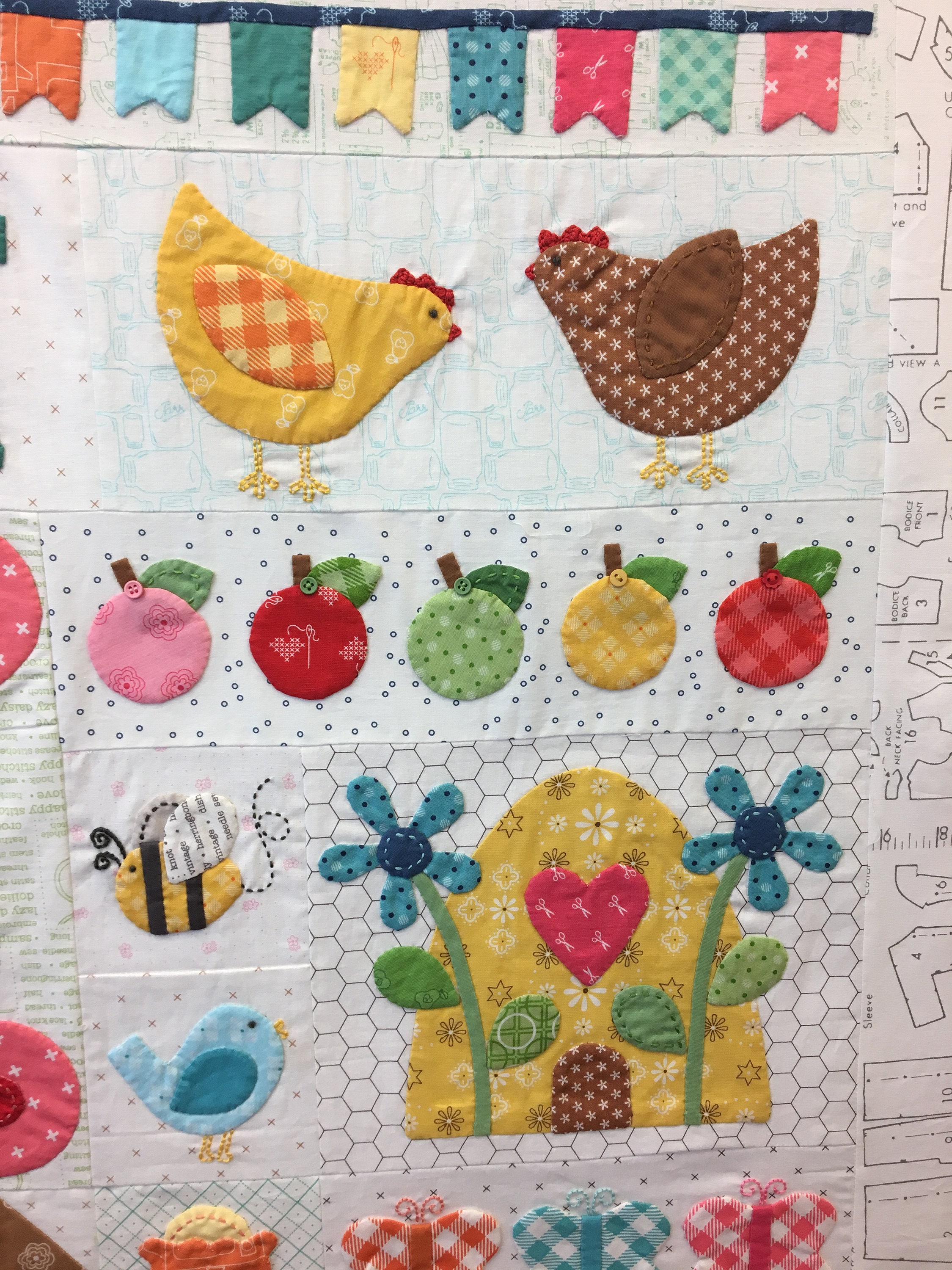 bee-happy-quilt-kit-by-lori-holt-from-ellakatesquiltshoppe-on-etsy-studio