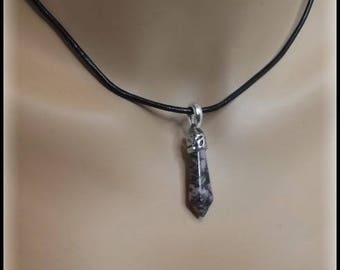 Cylindrical faceted Rhodonite shape pendant necklace.