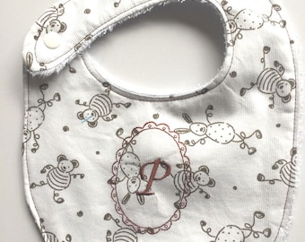Personalized with the initial of baby bib