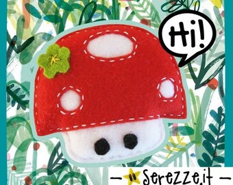 Creamy Mushroom brooch made of soft felt